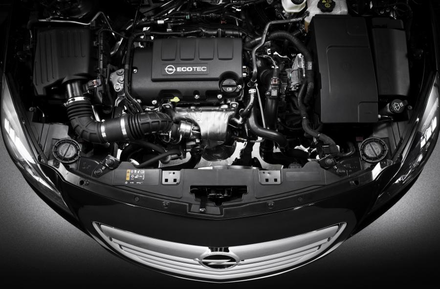  Opel Insignia 2012 года  (фото 27 из 32)